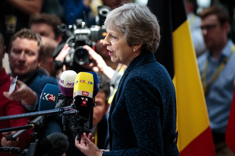 Marea Britanie: Şedinţă de guvern pentru aprobarea acordului Brexit