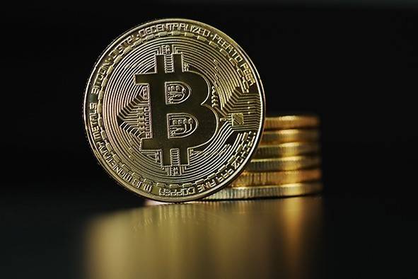 unde să cumpărați monede bitcoin în cazul în care pentru o lună pentru a face bani