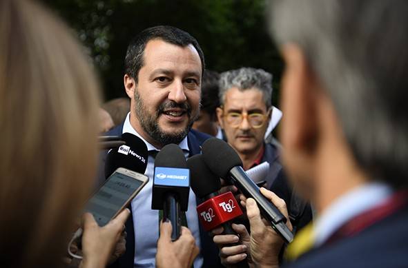Italia-UE: Nicio soluție clară pe termen scurt la impasul fiscal 