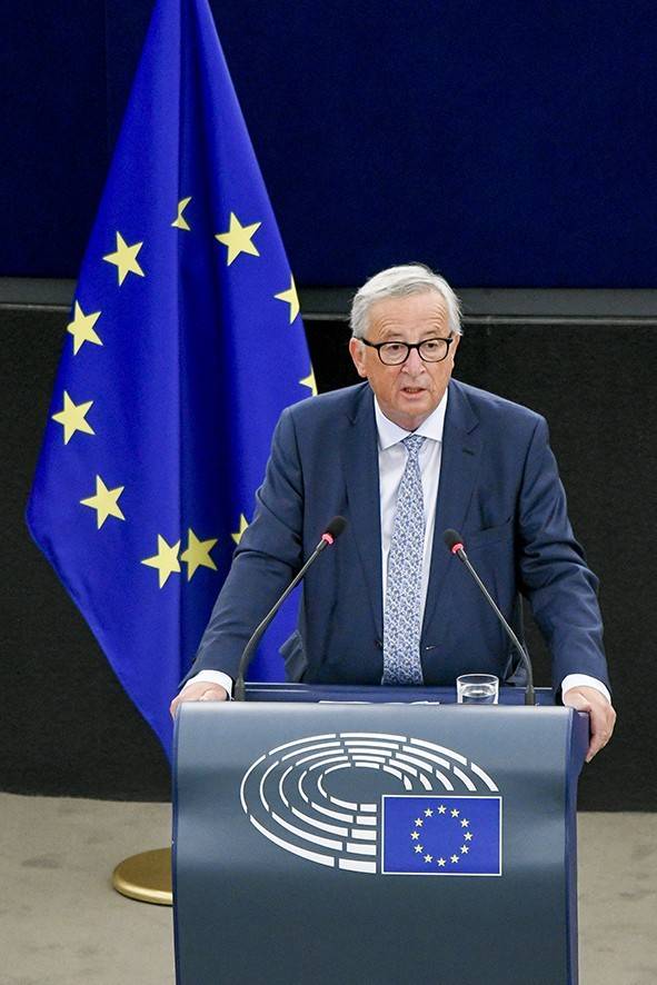 Avertisment al președintelui Comisiei Europene: Guvernul de la București nu a înțeles ce înseamnă să prezidezi țările UE