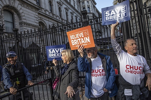 Banii: Cum va afecta Brexitul fluxul fondurilor UE?