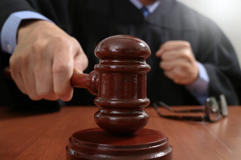 Condamnări pentru violențele de la protestele împotriva OUG 13