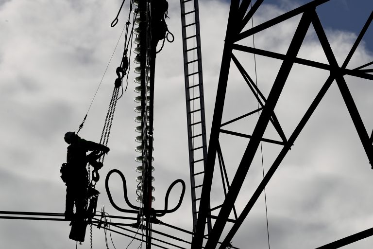 Enel vinde o termocentrală în Rusia contra a 323 milioane de dolari