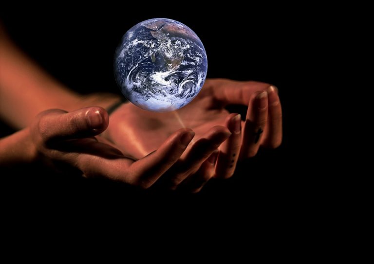 Sondaj: Schimbările climaterice, terorismul, atacurile cibernetice sunt principalele amenințări globale