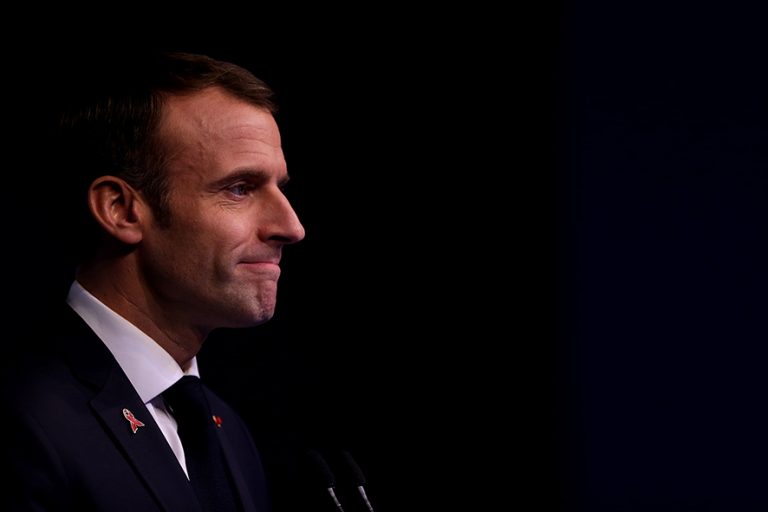 FINANCIAL TIMES: Demersul lui Emmanuel Macron faţă de Rusia deranjează UE
