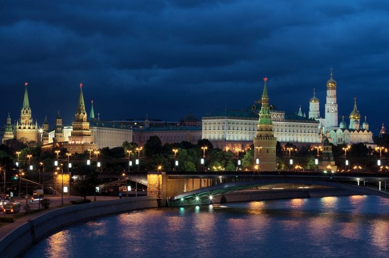 Rusia a aprobat o lege ce prevede pedepsirea criticilor Guvernului