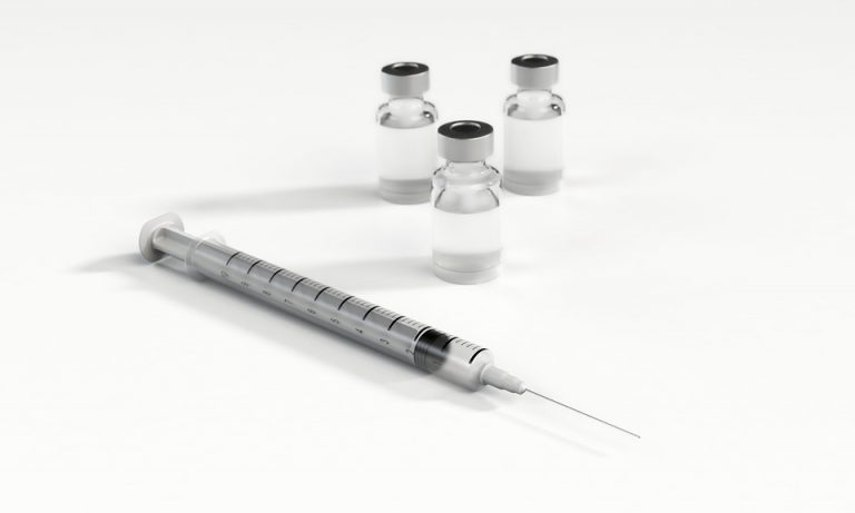 Primul vaccin împotriva coronavirusului, disponibil în câteva săptămâni