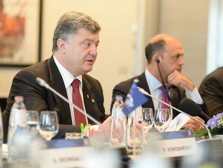 UPDATE. Alegeri Ucraina. Comicul Volodmyr Zelensky câștigă în primul tur cu 30,4%