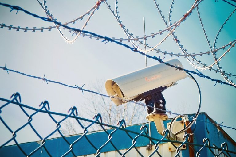 Turcia nu va mai împiedica refugiaţii sirieni să ajungă în Europa