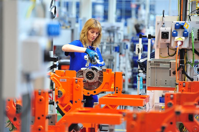 Costurile uriașe ale unui Brexit fără acord în industria auto