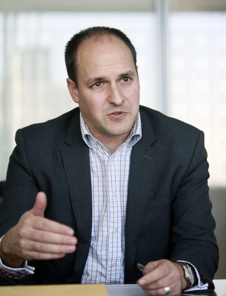 Meyer: investitorii nu sunt motivați să-și investească banii în România