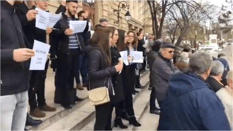 Proteste la universitatea la care Tudorel Toader este rector