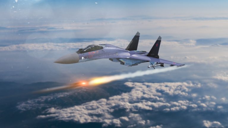 Rusia efectuează un exerciţiu militar masiv în Crimeea