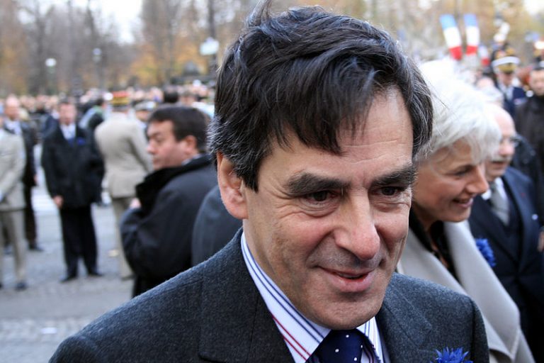 Francois Fillon, trimis în judecată