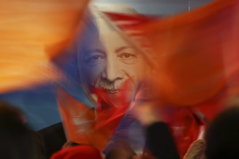 Scandalul F-35. Ankara reacționează după decizia lui Trump