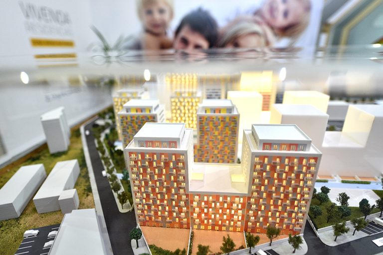 Piața imobiliară stă pe nisipuri mișcătoare