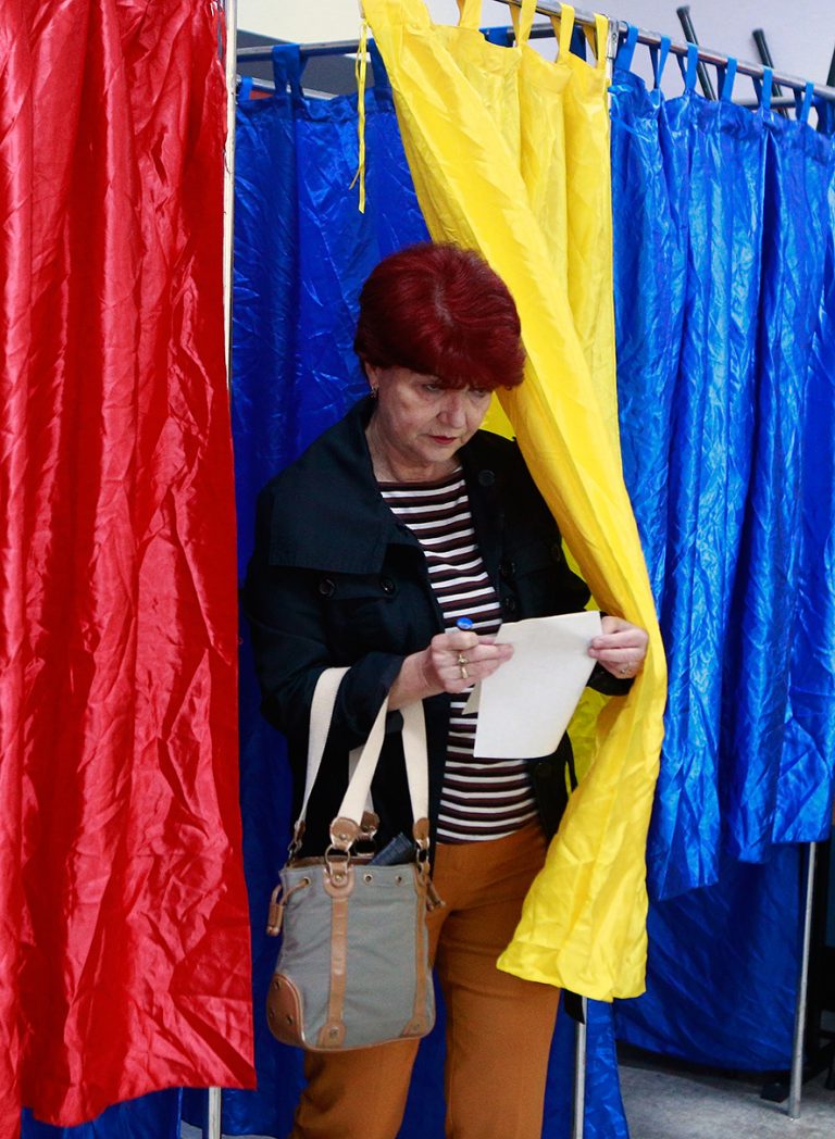 Curtea Constituțională a amânat dezbaterea rezultatelor referendumului pe justiție de pe 26 mai