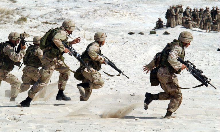 SUA și China acoperă jumătate din cheltuielile militare mondiale