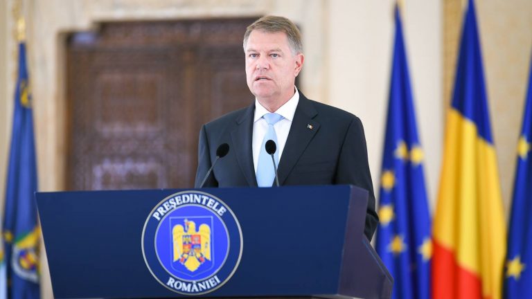 Iohannis: Îmi exprim recunoștința  pentru militarii care au participat în teatrele de operații