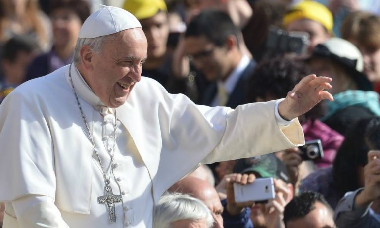 Francisc, continuator al măsurilor inițiate de Benedict împotriva abuzurilor sexuale