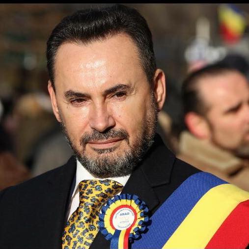 Primarul Aradului, Gheorghe Falcă, renunță la funcție