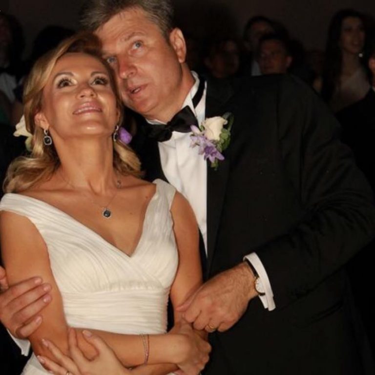 Andrei Caramitru: “Câștigă mafia taxiurilor din Voluntari a lui Pandele”. Firea îl dă în judecată