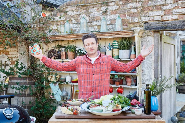 Cum a ajuns lanțul de restaurante Jamie Oliver în insolvență. Influența Brexit