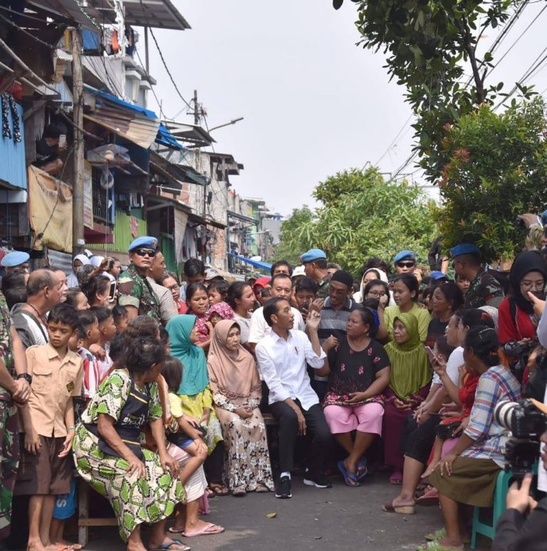 Violențe soldate cu morți și răniți pe fondul realegerii președintelui indonezian