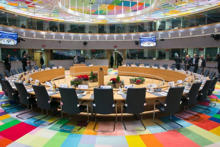 Consiliul UE a adoptat măsuri de protejare a activiştilor pentru integritate