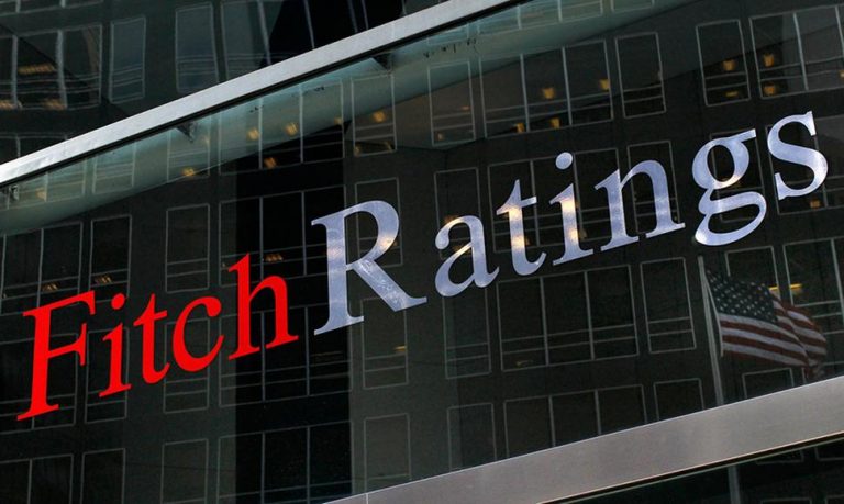 Fitch apreciază prognozele guvernamentale ca nerealiste