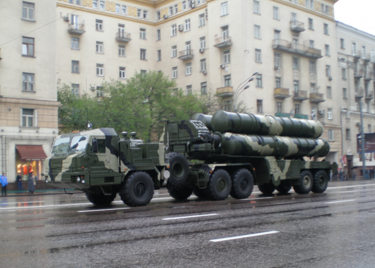 Administraţia Donald Trump ar putea sancţiona Turcia din cauza cumpărării sistemelor S-400