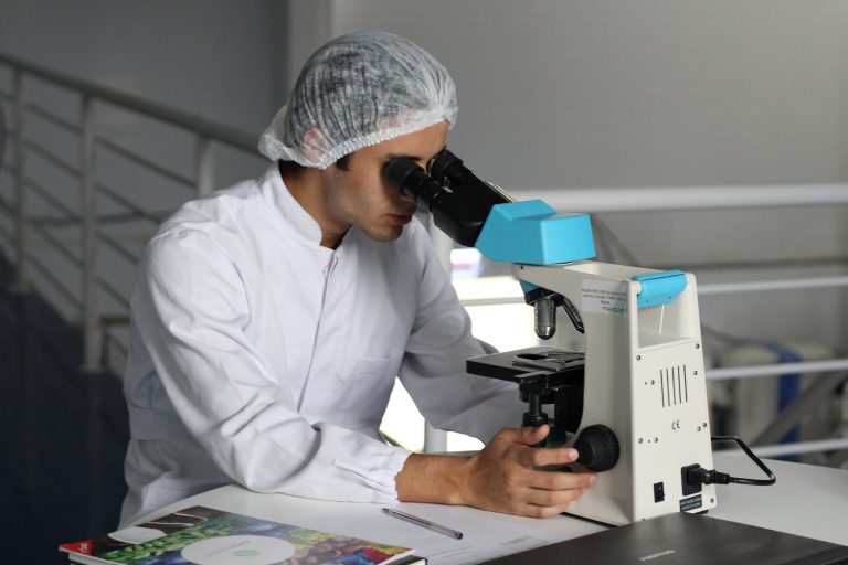 Prezența stafilococului, confirmată la patru angajați ai Maternității Giulești