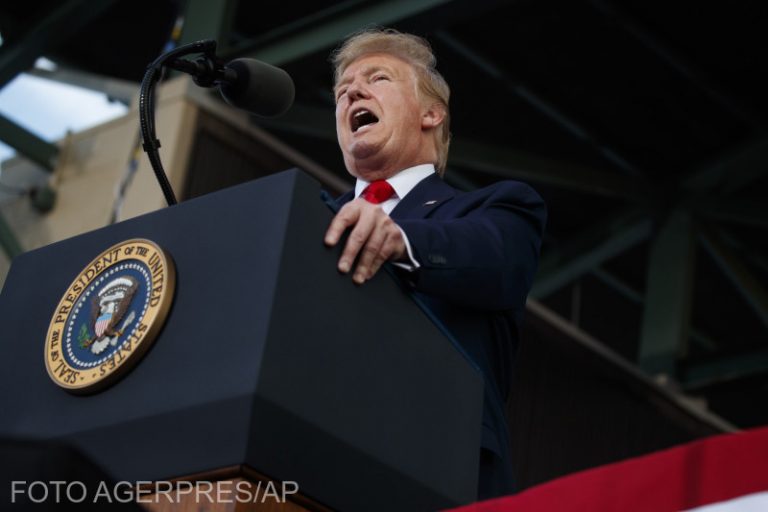 Trump amenință că va intensifica „substanţial“ sancţiunile impuse Iranului