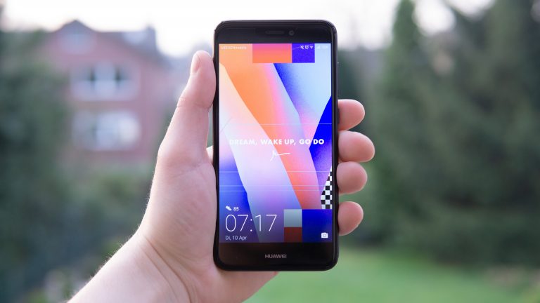 După măsurile decise de Trump, Google introduce restricții pentru dispozitivele Huawei
