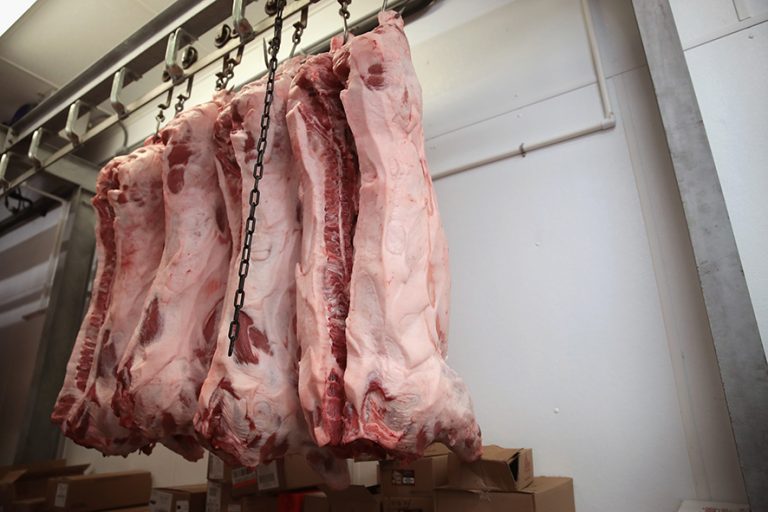 Prețul cărnii de porc a crescut cu 15% față de anul trecut