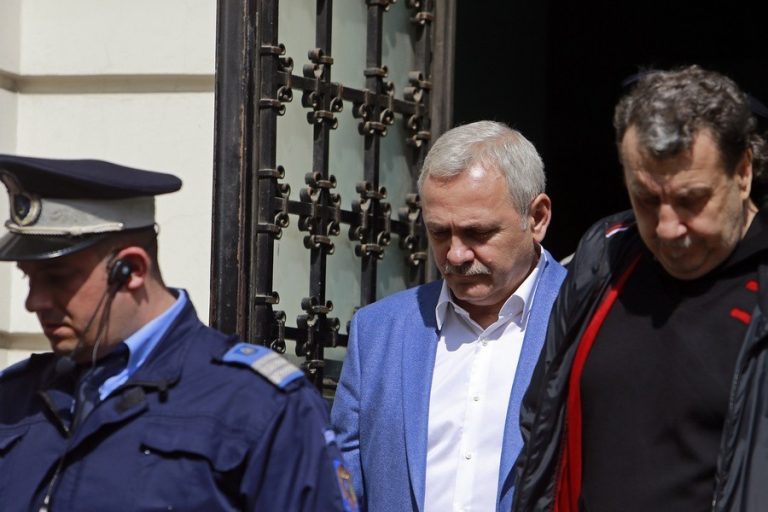 Dragnea rămâne în închisoare