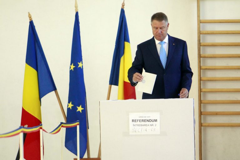 Președintele a votat astăzi la referendumul convocat chiar de el