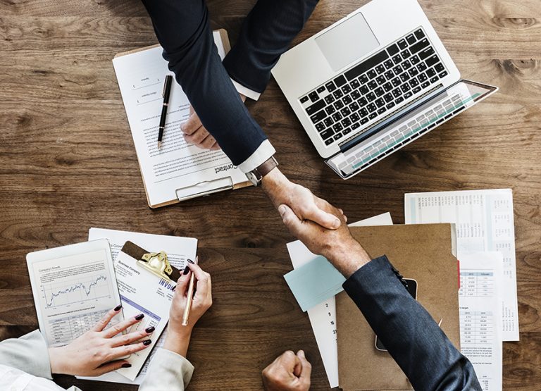 Cine îi apără cu adevărat pe investitorii și angajații din mediul privat ? (P)