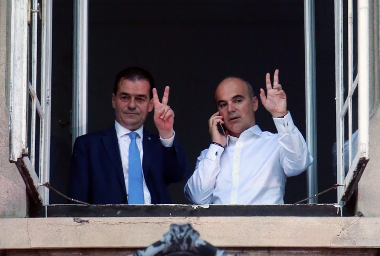 Rareș Bogdan a depus plângere penală împotriva lui Meleșcanu și a lui Carmen Dan