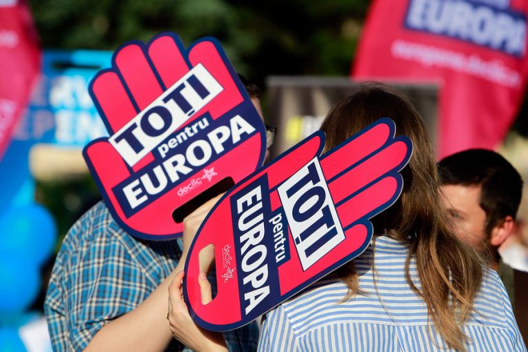 România este Europa! De “10 august” și “26 mai” ar trebui să se vorbească și în școli