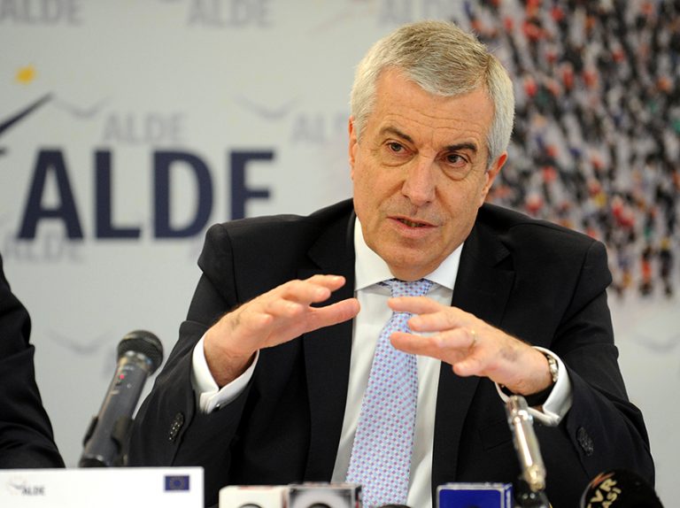 BREAKING Comisia Juridică a Senatului recomandă ridicarea imunității lui Tăriceanu