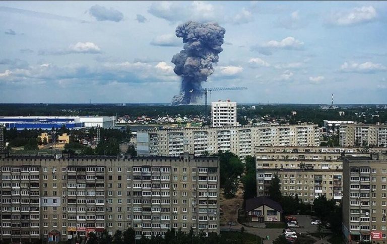 VIDEO. Explozia masivă din Dzerkhinsk: 79 de răniți și ferestrele a peste 180 de clădiri, spulberate