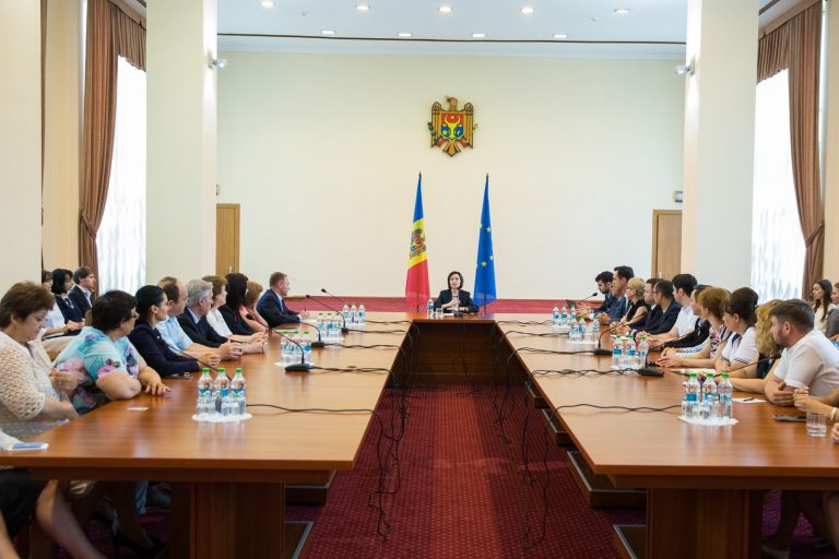Maia Sandu vine la București, în prima sa vizită oficială