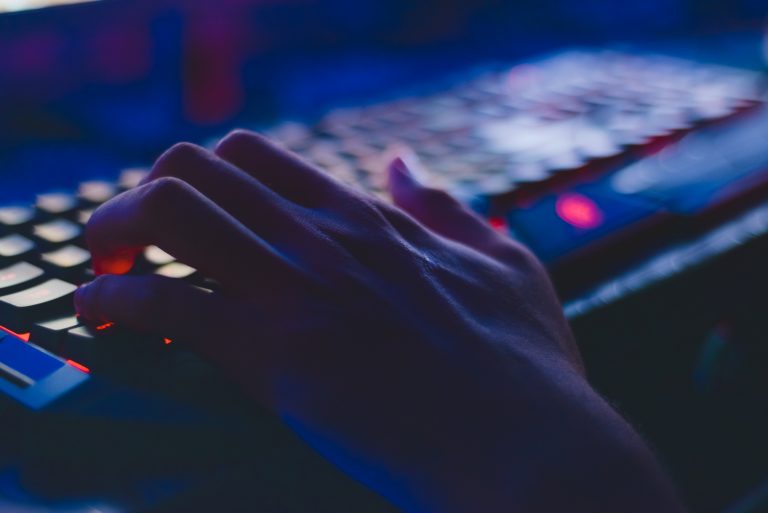 Curtea Constituțională a rămas fără site