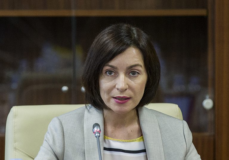 epa07639101 The newly elected Moldovan Prime Minister Maia Sandu speaks during government session in Parliament building in Chisinau, Moldova, 10 June 2019. After forming the majority on 08 June, the parliament voted for Socialist Zinaida Grecianii as Speaker and Maia Sandu as Prime Minister. EPA/DUMITRU DORU