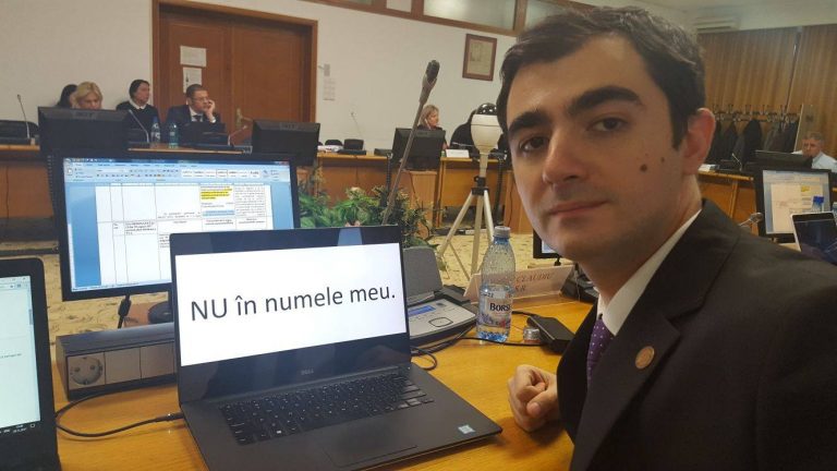 Un deputat caută “nerușinații care au profitat de accesul în Parlament” la Bon Jovi