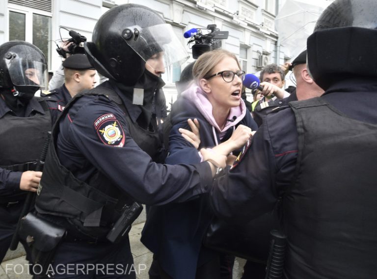Peste 600 de persoane au fost reținute la Moscova în cursul unui miting neautorizat al opoziției