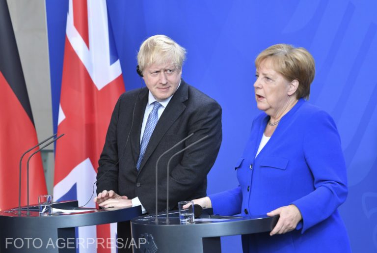 Brexit: Merkel îi dă 30 de zile lui Johnson pentru a propune o soluție