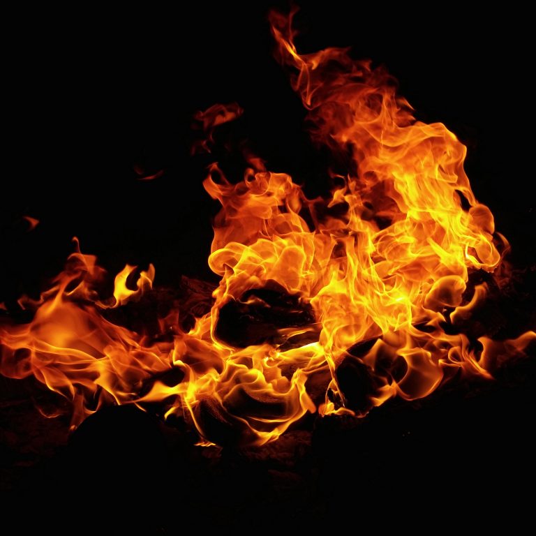 Avertizare de călătorie. Cod roșu de incendii în Grecia