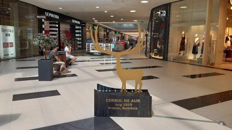 Moment special la Cerbul de Aur 2019:  TVR reuneşte pe scena Festivalului trei artişti îndrăgiţi de public